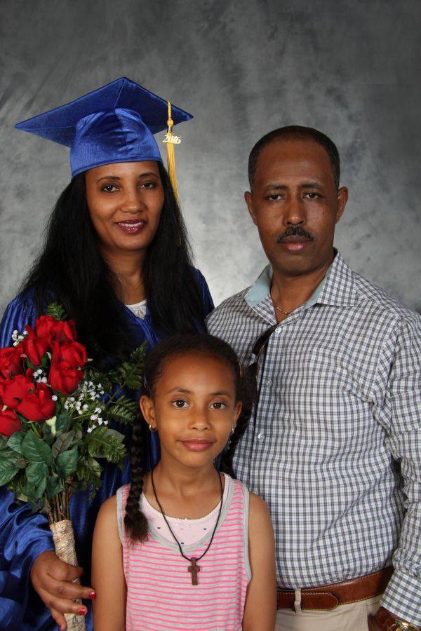 2016 Graduation Photo 1 – Toronto – Bay/Bloor Campus