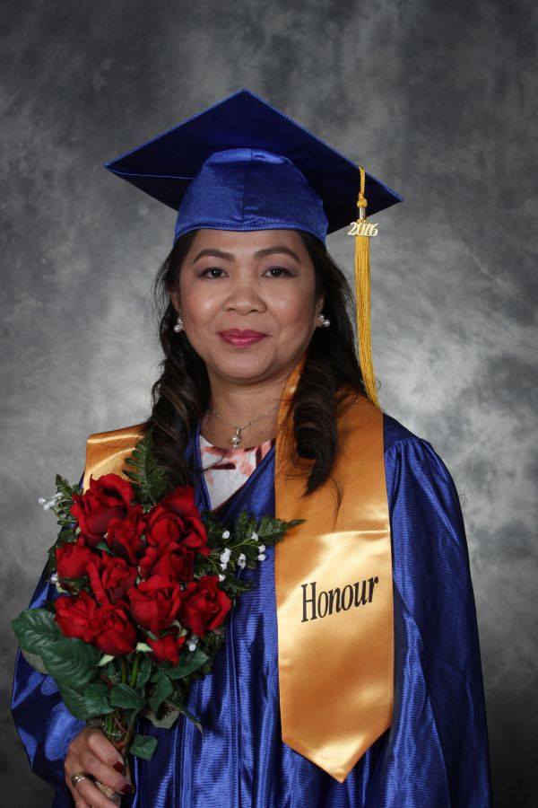 2016 Graduation Photo 5 – Toronto – Bay/Bloor Campus