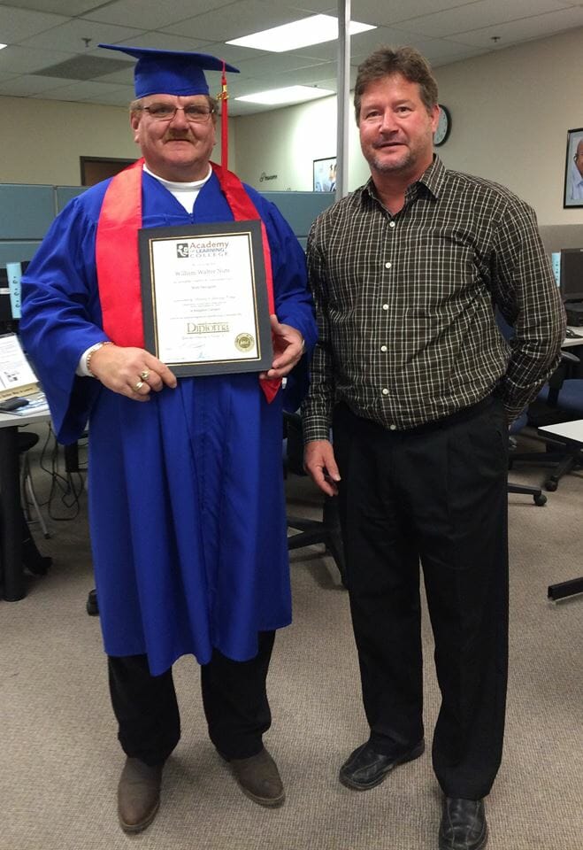 2016 Graduates Photo 3 – Kingston Campus