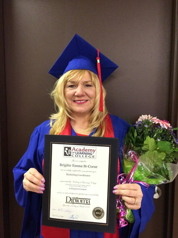 2016 Graduates Photo 9 – Kingston Campus