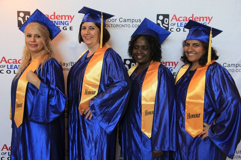 2016 Convocation Photo 18 – Toronto – Bay/Bloor Campus 2016 Convocation Photo 18 – Toronto – Bay/Bloor Campus