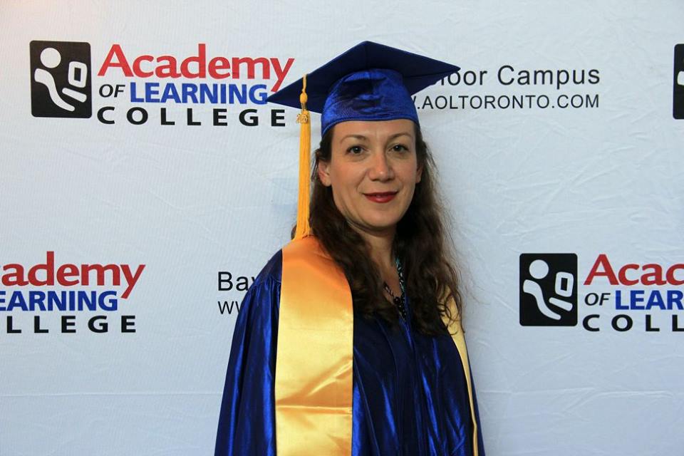 2016 Convocation Photo 30 – Toronto – Bay/Bloor Campus 2016 Convocation Photo 30 – Toronto – Bay/Bloor Campus