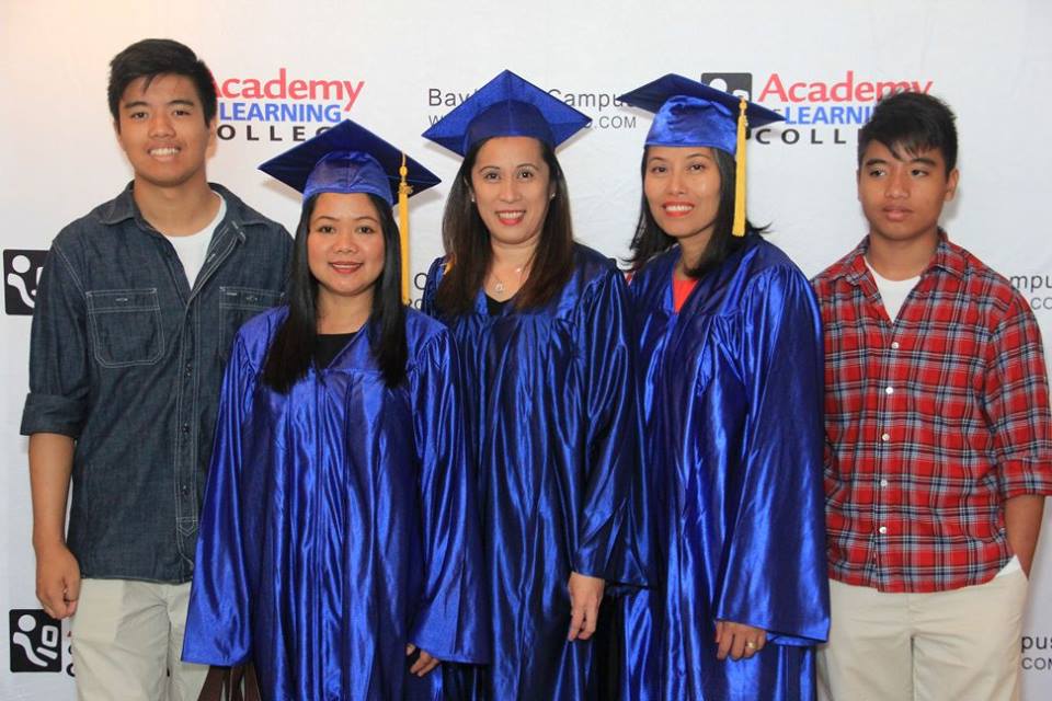 2016 Convocation Photo 5 – Toronto – Bay/Bloor Campus 2016 Convocation Photo 5 – Toronto – Bay/Bloor Campus