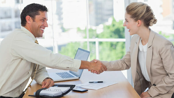 Are You A People Person? 4 Things To Know About Customer Service Career