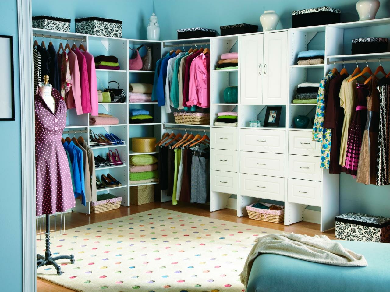What Colors You Should—And Shouldn’t—Wear To a Job Interview
