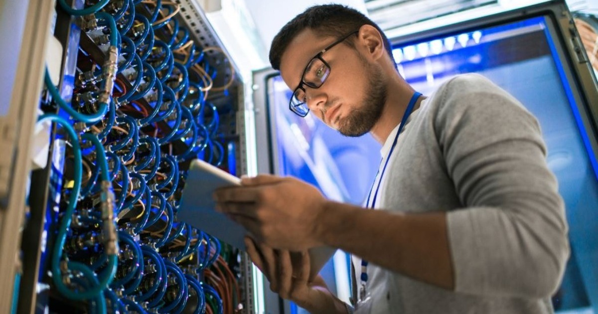 Reboot your career with Academy of Learning Career College’s IT support programs